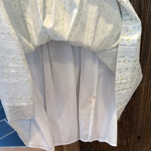 Charming White Floral Kids Dress - Picture 4 of 7